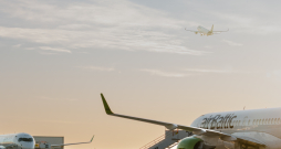 Rīgas lidosta. "airBaltic". Rīgas lidosta. "airBaltic".